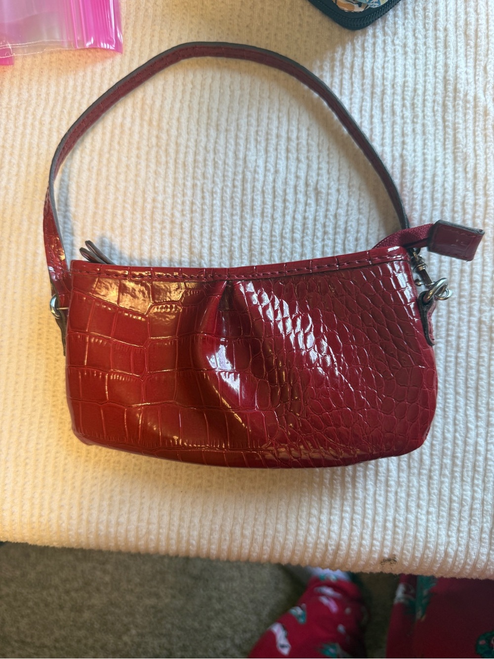 Liz Claiborne Red Croc-Embossed Patent Wristlet - Picture 2 of 4